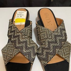 Beige brown and black crisscross slippers size 8